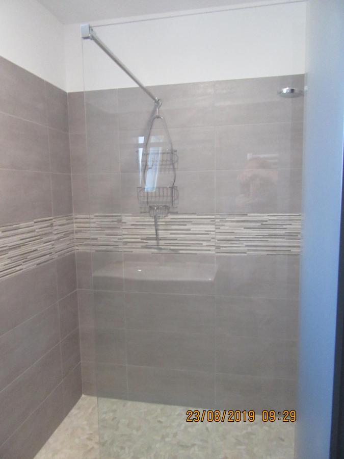 Location La Bree Les Bains 15 Personnes Villa Bagian luar foto